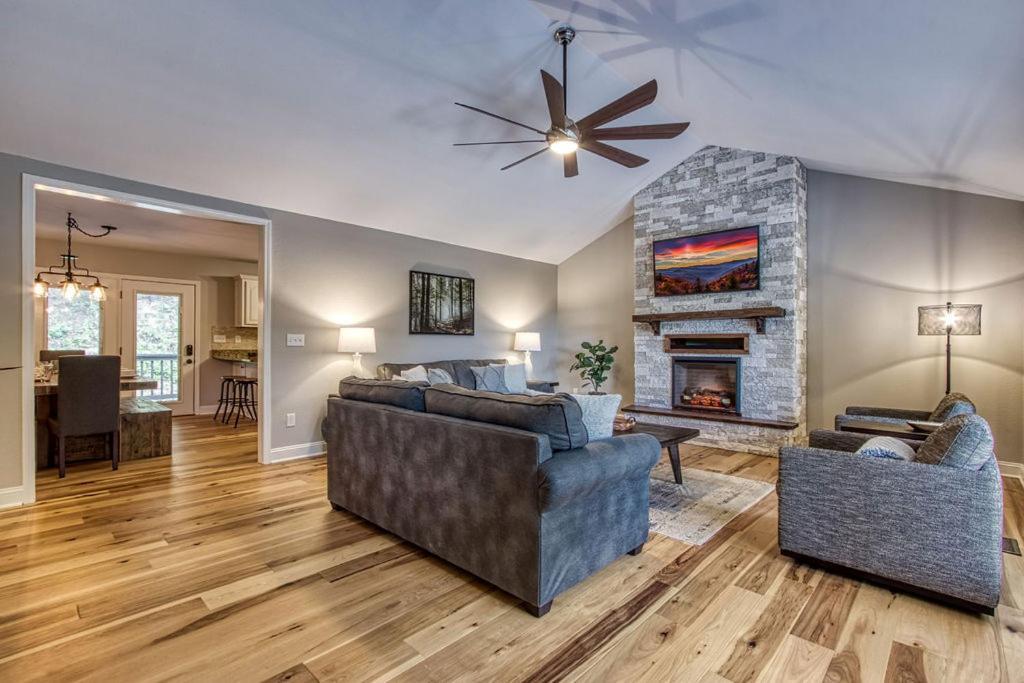 Tranquility Hollow, Indoor Pool, Game Room, 1089 Free Tickets Each Paid Day, Dollywood And More! Сивиървил Екстериор снимка